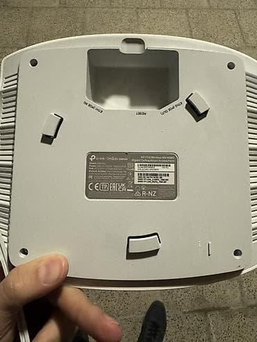 istilik veren ventilyator: TP-Link Omada EAP245 (AC1750) tavan tipli Gigabit Access Point - — 3