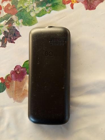 philips xenium x331: BQ Step+ düyməli mobil telefon - Model: BQ Step+ (ön və arxa korpusda — 2