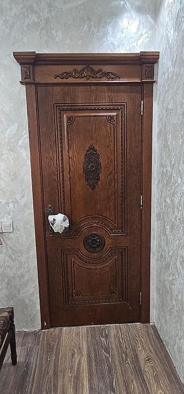 Крепежные изделия: Qapi baha alinib temiz agacdi apilka deyil salamatdi hec birinde — 3