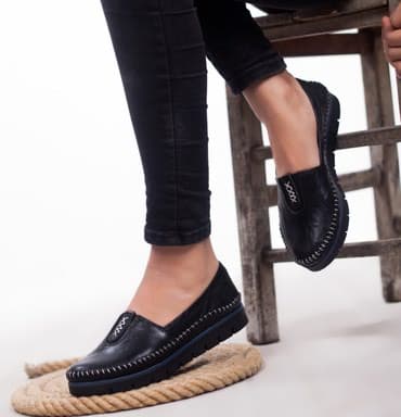 ayyaqabı: Yeni.Temiz deri.Turk mali.geyinilmiyib.37 razmer — 1