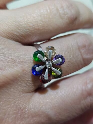 tek qas gumus uzuklerin qiymeti: Dəstə daxildir: Üzük, Sırğa, Kulon, Gümüş, 925 Əyar — 2