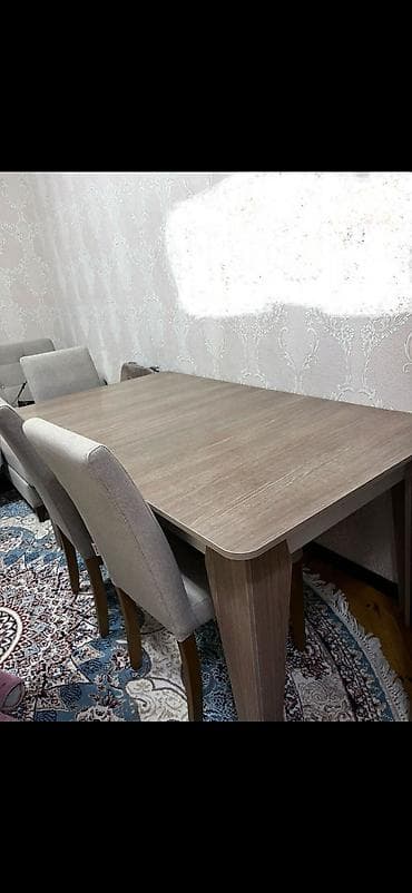 islenmis dehliz dolabi: Açılmayan, Dördbucaq masa, 6 stul — 1