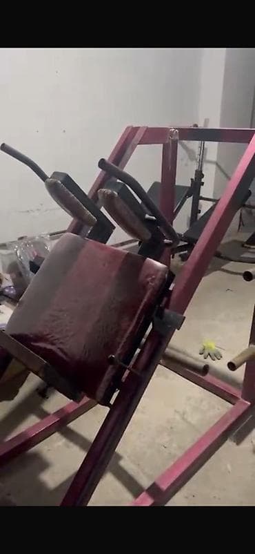 Musiqi alətləri: Profesional Hack Squat trenajor - Aşağı bədən üçün güclü yük — 2