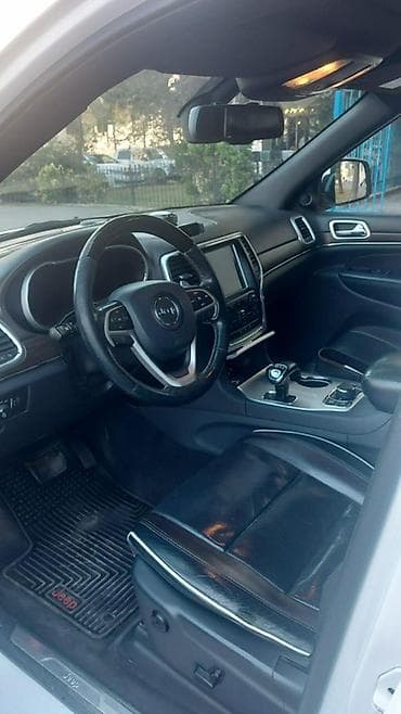 Jeep Grand Cherokee: 3.6 l | 2014 il 195000 km Ofrouder/SUV — 2