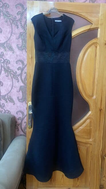 буквы из пенопласта на свадьбу: Вечерние платья — 1