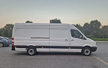 man sat: Mercedes-Benz Sprinter: 2.2 l | 2007 il Van body type — 4