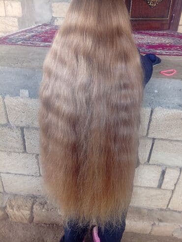 Qaynaq saçlar, Təbii