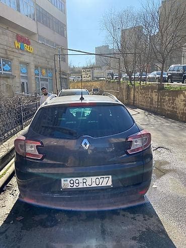 renault megane: Renault Megane: 1.5 l | 2013 il 380 km — 2