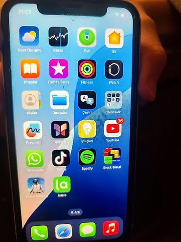 wp ios: IPhone Xr, 128 GB, Ağ, Qırıq — 1