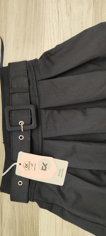 məktəb sunkaları: Məktəbli forması, Qız üçün, 7 - 8 yaş, Yeni — 2