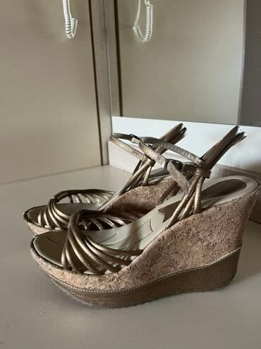 босоножки новые 36 размер: Размер: 38, цвет - Золотой, Б/у — 5