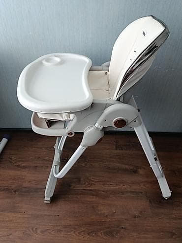 Kidilo yemək stulu satılır. Çox az istifadə olunub, vəziyyəti əladır