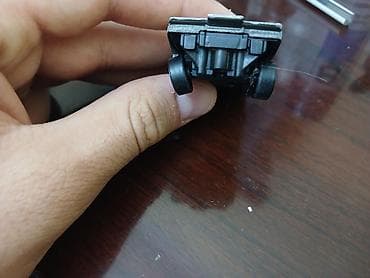 küpə: Metal gövdəli kiçik oyuncaq maşın modeli - Korpus: gümüşü rəngli — 4