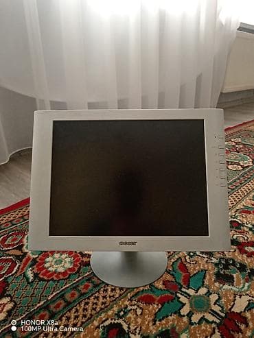 Masaüstü kompüterlər və iş stansiyaları: Sony SDM-S51 15" LCD monitor işləyir - Model: Sony SDM-S51 (arxa — 1