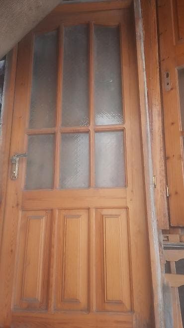 Taxta şüşəbəndli otaq/qapı dəsti 200x90normal vəziyyətdədirlər -