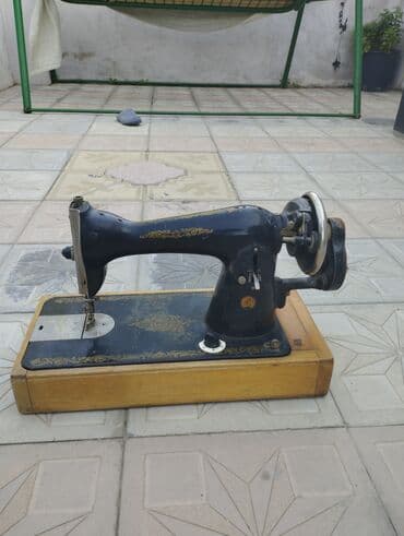 Tikiş maşını İşlənmiş,Mexaniki, 4 saplı, Ünvandan götürmə