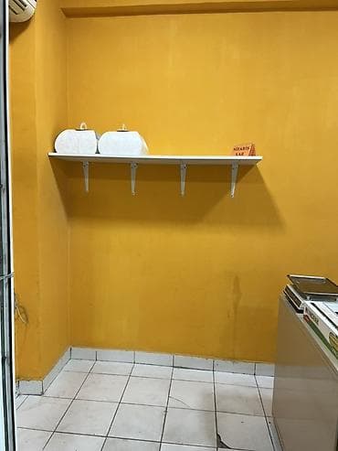 Salam. Şirniyyat maqazini. Hazır biznes kimi satılır. Yeni tikililərın — 2