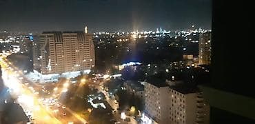 gunluk saatliq evler: Bakı buxtasına və şəhərə super panarama. Ela yerdə yerləsmə. Mərkəzə — 8