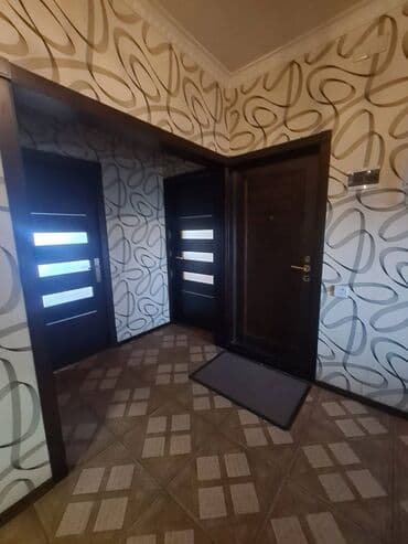 ist petrol tbilisi prospekti: Bakı, 4 otaqlı, Köhnə tikili, 95 kv. m — 18