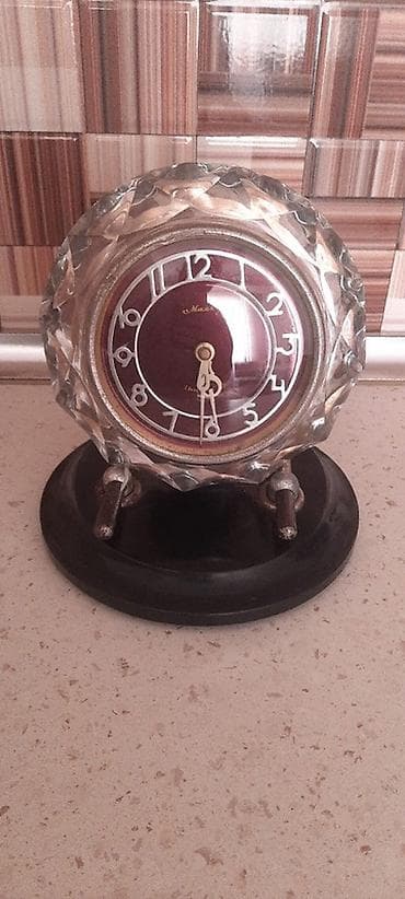 Masaüstü saatlar, Mexaniki, Saniyə əqrəbi