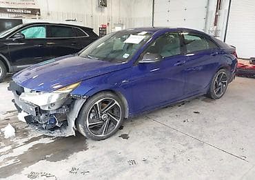 hyundai elantra teker: Hyundai Elantra, mavi rəng, sedan kuzov. Xüsusiyyətlər: - Kuzov: 4 — 6