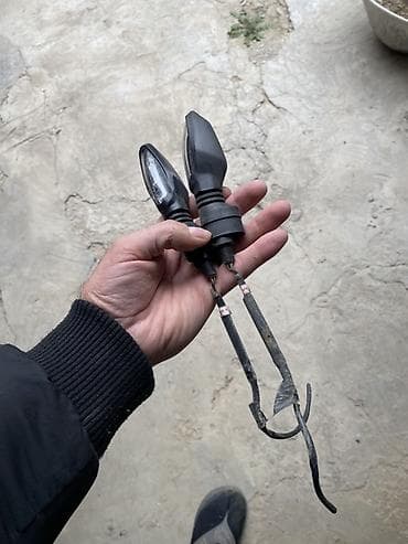 dönmə işığı: Komlekt, Bajaj RS200, Orijinal, İşlənmiş — 2