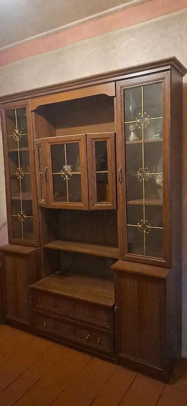 Satılır 📢 Yaxşı vəziyyətdə mebel (şkaf) satılır. Taxtadan hazırlanıb lalafo.az -da Satılır 📢 Yaxşı vəziyyətdə mebel (şkaf) satılır. Taxtadan hazırlanıb