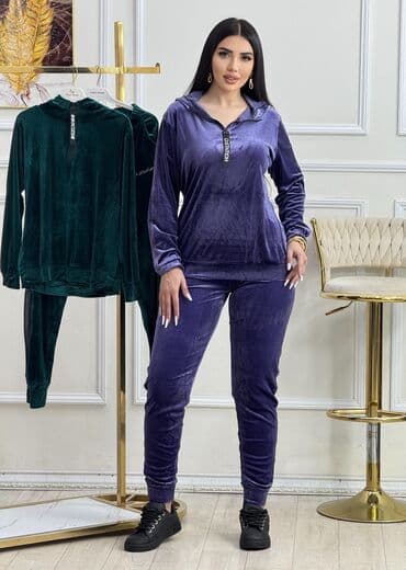 велюровые мужские спортивные костюмы: Qadınlar üçün məxməri iki hissəli idman dəsti - Material: yumşaq — 2