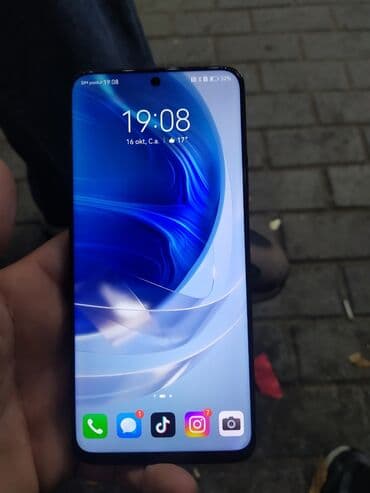 Huawei Nova Y90, rəng - Qara, Qırıq lalafo.az -da Huawei Nova Y90, rəng - Qara, Qırıq