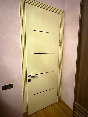 mebel alan: 1 qapının qiyməti 200 manattı 9 qapıdır 9 undu alana endirim olacaq — 1