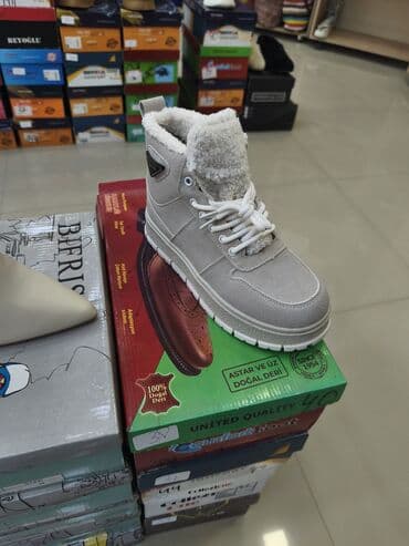 ideal ayaqqabi instagram: Məhsul: Kişi və qadın ayaqqabıları seçimi - Kişi gündəlik — 24