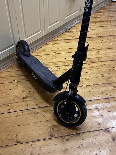 İdman çantaları: Toba Skuteri 1 defe zaryatka ile 25 30 km gedir — 9