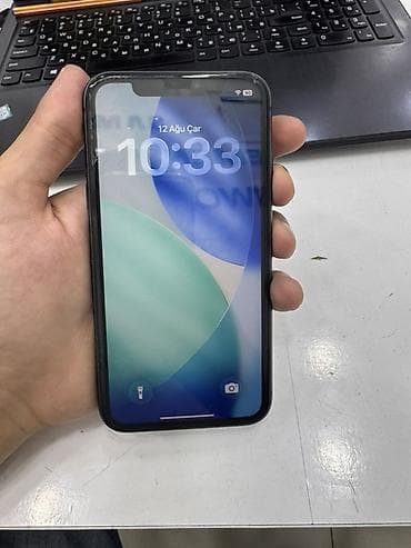 apple keyboard: IPhone 11, Qara, Face ID — 5