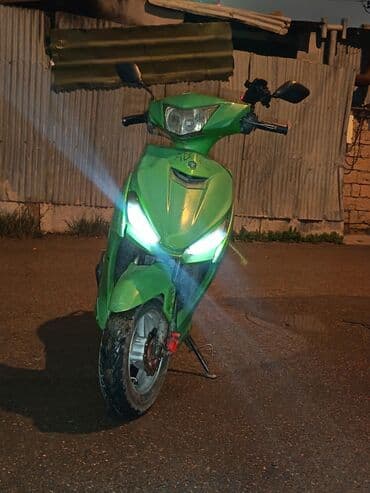 ilkin odenissiz kreditle ev xezer mtk qara qarayev: - 80, 80 sm3, 2024 il, 19405 km — 6