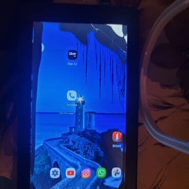 planşet telfon: Lenova planşeti satılır 35 az Yerə düşüb ekranı pozulub cüzi çatı var — 2