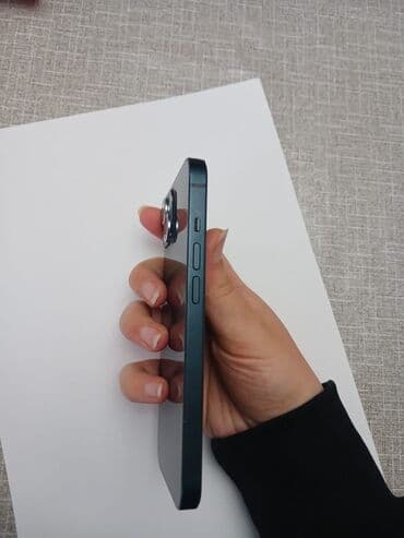 Powerbanklar: IPhone 13, 128 GB, Midnight, Face ID — 6