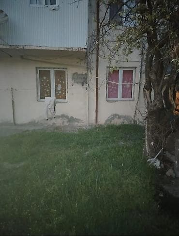 kiraye ev 20 ci sahe: Samux rayon mərkəzində Köhnə xəstəxananın arxasında 2 mərtəbəli bina — 7