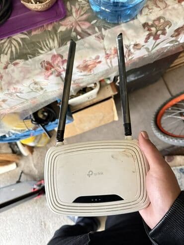 Masaüstü kompüterlər və iş stansiyaları: TP-Link Wi‑Fi router - Brend/model: TP-Link (şəkildəki klassik 2 — 1
