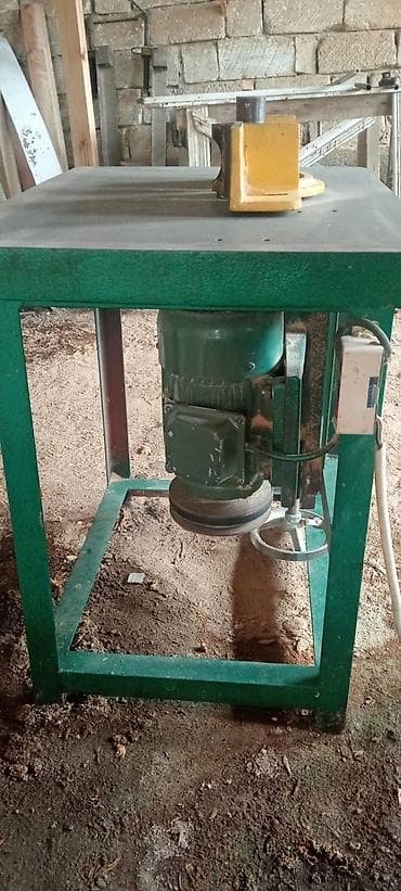 Ağac emalı üçün frezə-stol (üst frezə) - Metal karkaslı möhkəm masa