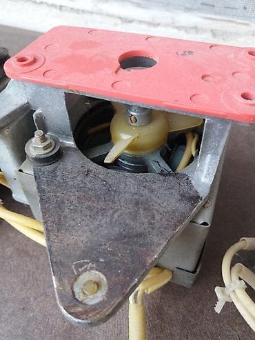 maqintafon manitorlu: Maqnitola matorları hər biri 6azn hamısı bir yerdə alana biri bonus — 4