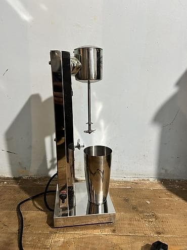 nar şiresi çeken: Sənaye tipli Milkshake mikseri - Material: tamamilə paslanmayan polad — 3