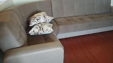 parta stullari: Künc divan, Parça — 1