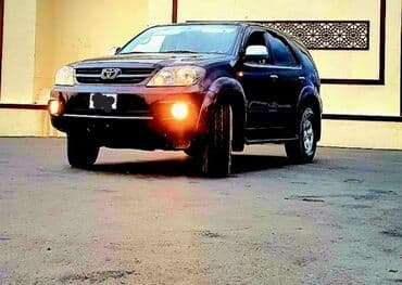 ravon 2: Toyota Fortuner: 2.7 l | 2006 il Ofrouder/SUV — 1