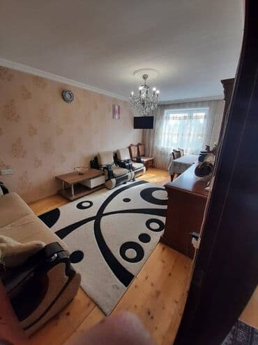 susa qesebesi: Bakı, Bakıxanov qəs., 2 otaqlı, Köhnə tikili, 65 kv. m — 2