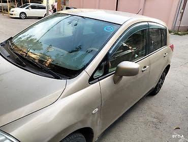 man sat: Nissan Tiida – hetçbek - Kuzov: 5 qapılı hetçbek, qızılı rəng - — 3