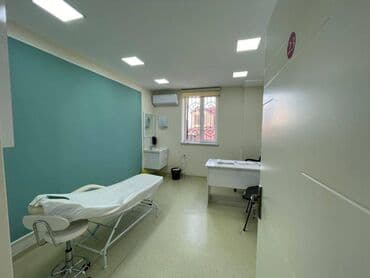сдаю в аренду помещение: Xalqlar metrosuna yaxin yerləşənklinikanin icində otaqlar icarəyə — 1
