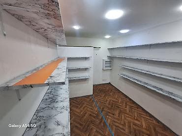 melissa parkda kiraye evler: Kiralıq kiçik vitrinli ticarət sahəsi - Küçəyə çıxışı və böyük — 4