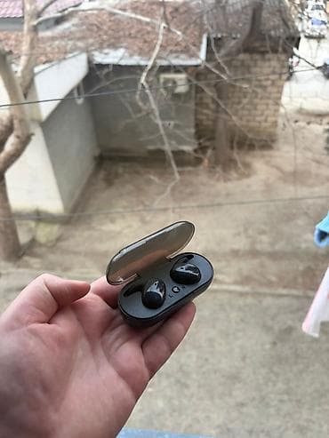 Микрофоны: Tam simsiz qulaqcıqlar + şarj qutusu - Kompakt dizayn: qulaq içi — 2