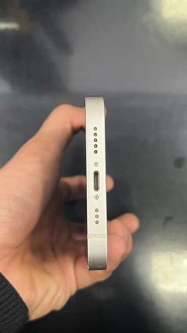 hoparlor: IPhone 14, Ağ, Face ID — 6