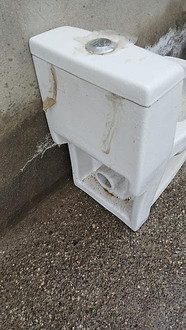 soliton qaz peci: Türk tipli ayaqüstü unitaz və üstdən su çəni (SEVAL) — 2